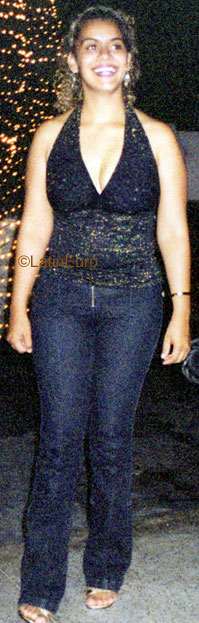 Date this attractive Brazil girl Fabiana from BETIM B9221