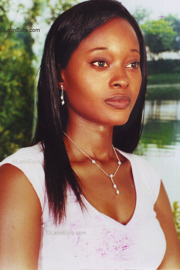 Date this sultry Any Country girl Huguette from  A9541