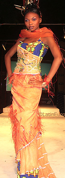 Date this sensual Any Country girl Louise from  A9625