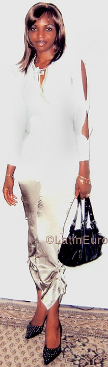 Date this stunning Any Country girl Garaldine from  A9645