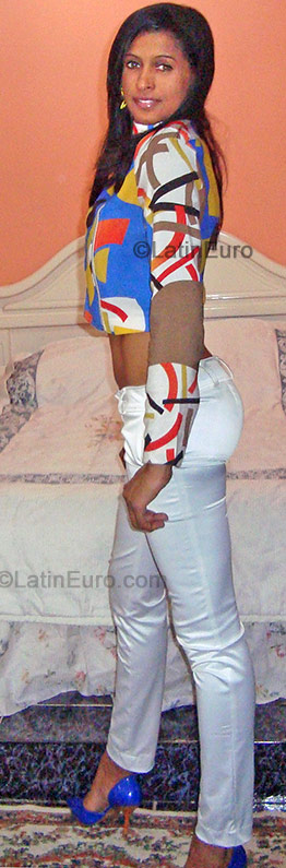 Date this delightful Brazil girl Sandra from Santo Andre B-195