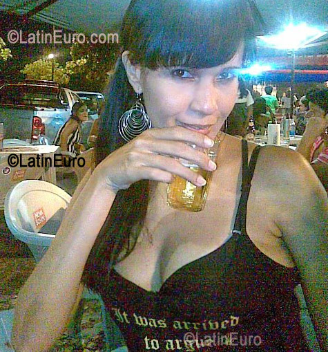 Date this beautiful Brazil girl Silvia from Lauro De Freitos B-54