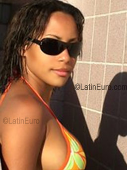 Date this stunning Brazil girl Vericleide from Recife B-55