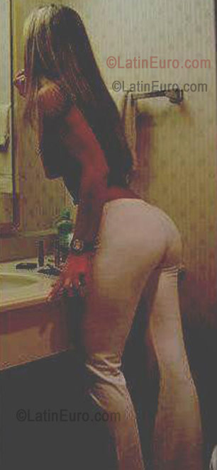 Date this funny Brazil girl Natany from Goiania B-74