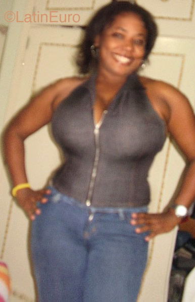 Date this beautiful Brazil girl Tereza from Sao Paulo B1048