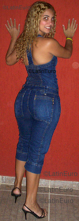Date this charming Brazil girl Eliane from Governador Valadares B1164