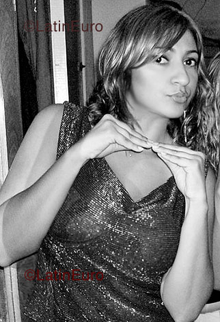 Date this charming Brazil girl Fabiana from Santa Luzia B1184