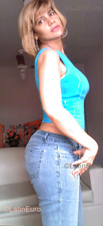 Date this fun Brazil girl Lindlaura from Recife B1214