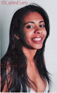 Date this hot Brazil girl Lilian- from Muriae B1305