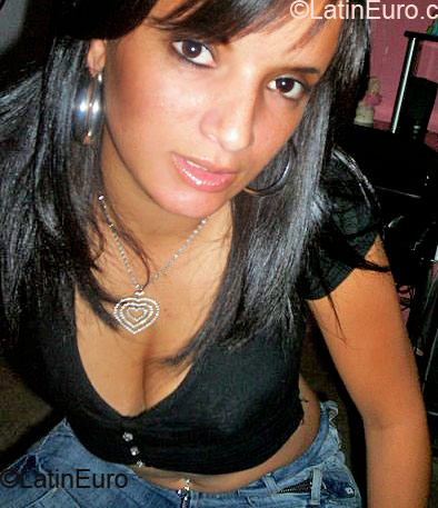 Date this cute Brazil girl Ludimilly from Vitoria Da Conquista B1392