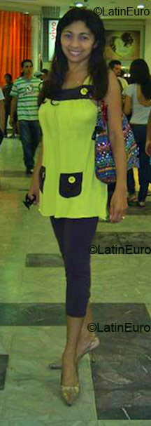 Date this sultry Brazil girl Ana from Ananindeu B1506