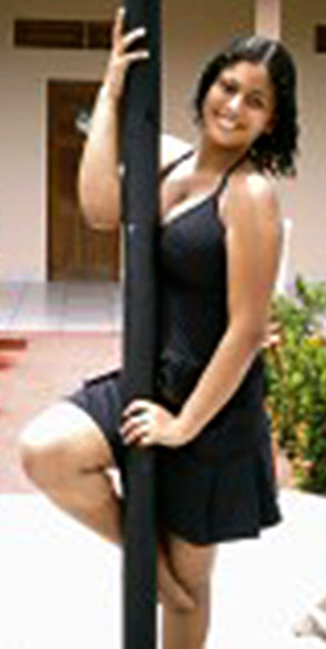 Date this charming Brazil girl Ynaiara from Rio Preto Da Eva B1609