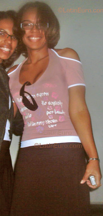 Date this georgeous Brazil girl Nilma from  B1895