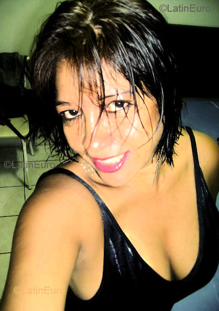 Date this young Brazil girl Marcella from  B1947