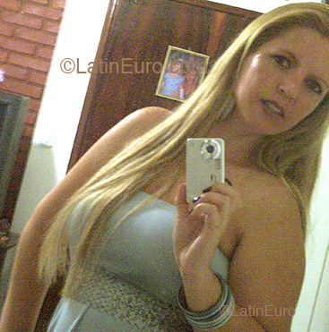 Date this sultry Brazil girl Priscila from Sao Paulo B2092