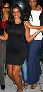 Date this fun Brazil girl Aline from Rio de Janeiro B2111