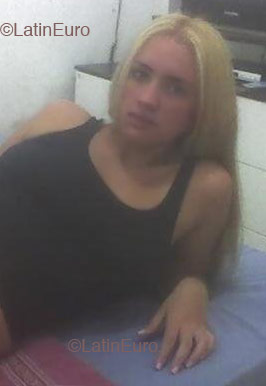 Date this georgeous Brazil girl Emily from Sao Paulo B2133