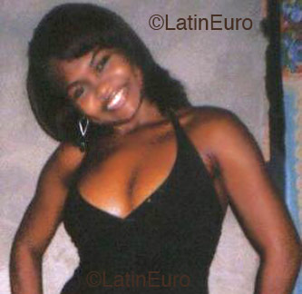 Date this pretty Brazil girl Milena from Teresina B2151