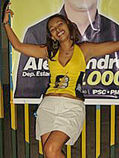 Date this charming Brazil girl Crisnan from Belem B2158