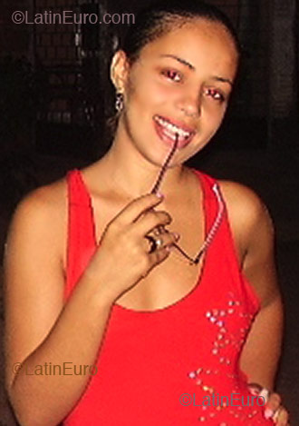 Date this lovely Brazil girl Elaine from  B2190