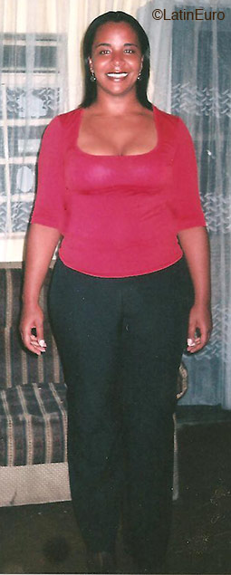 Date this hard body Brazil girl Patricia from  B2222