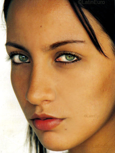 Date this exotic Brazil girl Vanessa- from Sao Jose dos Campos B2262