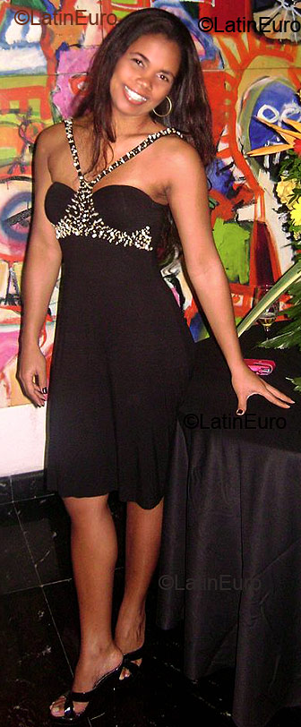 Date this lovely Brazil girl Sandra from Maceio B2264