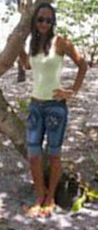 Date this nice looking Brazil girl Thaisa from Maceio B231