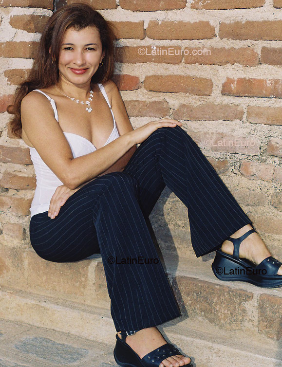 Date this cute Brazil girl Maria from  B753