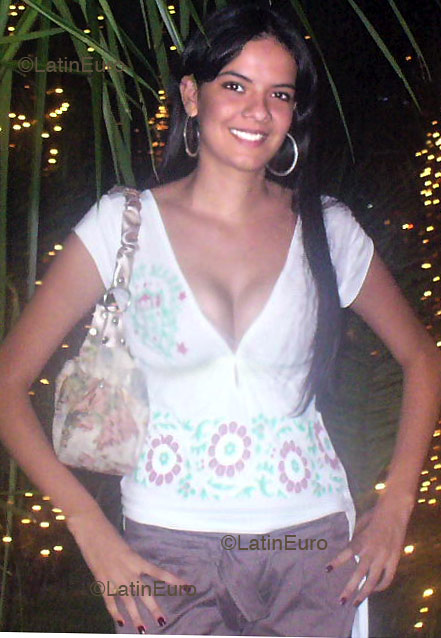 Date this tall Brazil girl Mylla from GOIANIA B2546