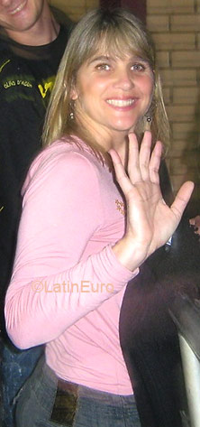 Date this gorgeous Brazil girl Kary from SOMBRIO B2581