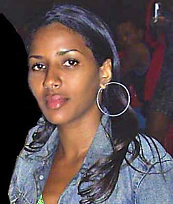 Date this hard body Brazil girl Lana from SALVADOR B2608