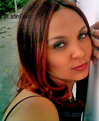 Date this sultry Brazil girl Claudiana from VOLTA REDONDA B2614