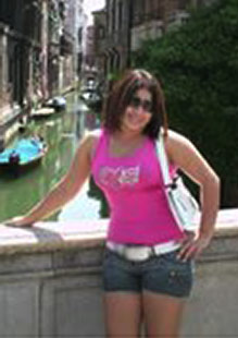 Date this pretty Brazil girl Amanda from MAXARANGUAPE B2632