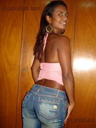 Date this beautiful Brazil girl Ana from FORTALEZA B2643