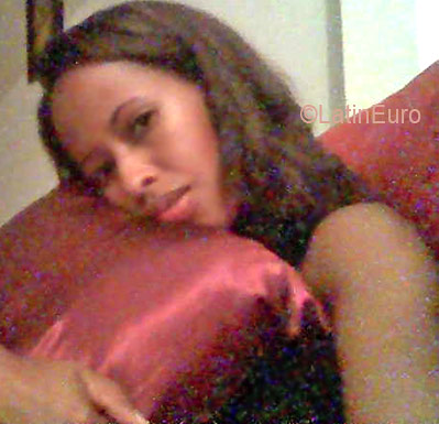 Date this happy Brazil girl Mariana from TERESINA B2655