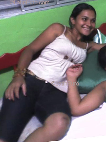 Date this tall Brazil girl Simone from SANTA INES B2733