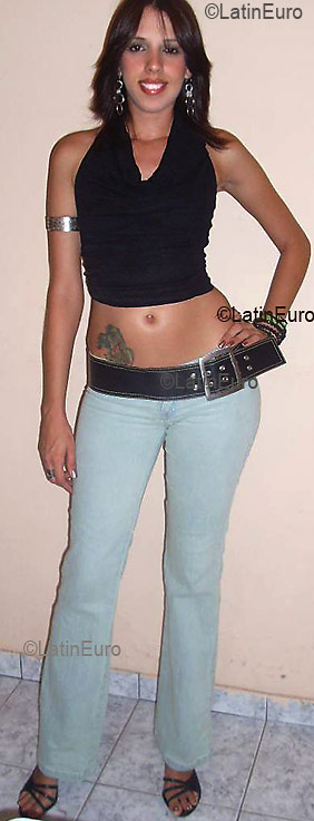 Date this happy Brazil girl Joana from SUMARE B2749