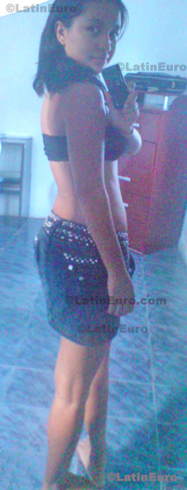 Date this delightful Brazil girl Thamyres from Campos Dos Goytacazes B284