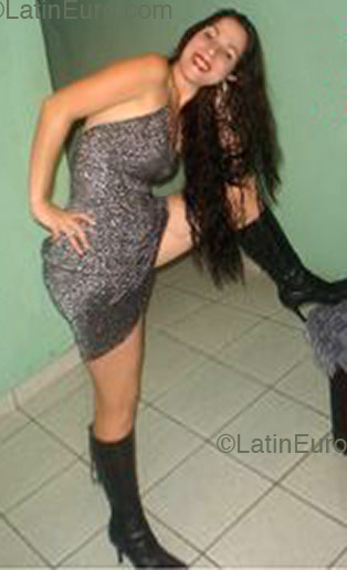 Date this beautiful Brazil girl Cleidimar from IPATINGA B2901