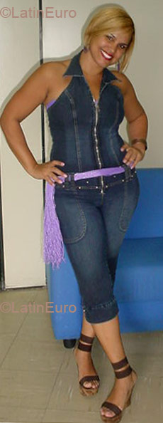 Date this passionate Brazil girl Penelope from SALVADOR B2935