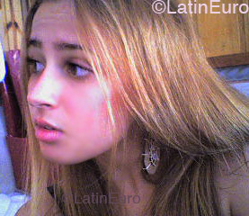 Date this nice looking Brazil girl Patricia from NITEROI B3018