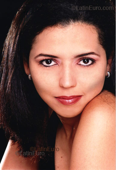 Date this funny Brazil girl Luciane from SAO PAULO B3029