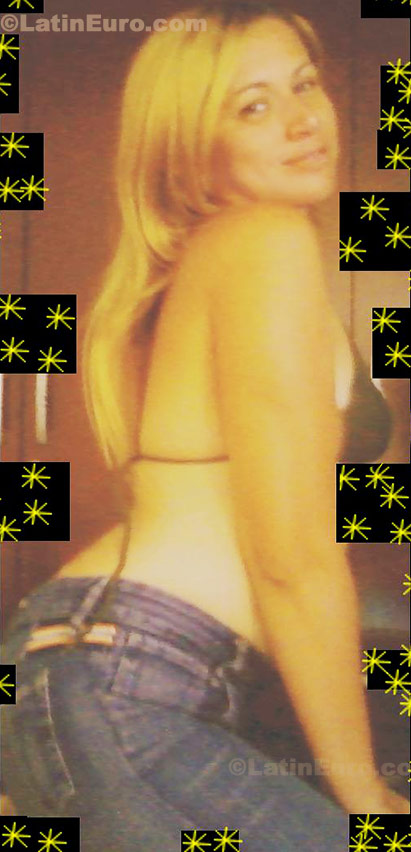 Date this sultry Brazil girl Keila from Brasilia B310