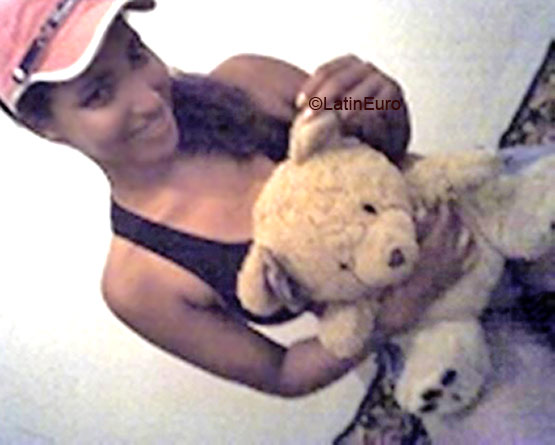 Date this athletic Brazil girl Marcelia from  B3278