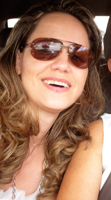 Date this sultry Brazil girl Ivania from ACAILANDIA B3350