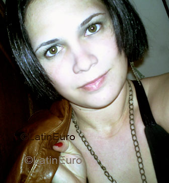 Date this attractive Brazil girl Juliana from CAMPOS DOS GOYTACAZES B3384