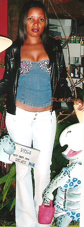 Date this pretty Brazil girl Michelle from SALVADOR B3503