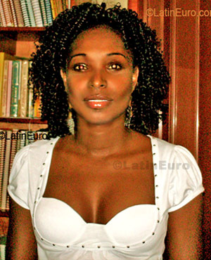 Date this attractive Brazil girl B361 from Salvador B361