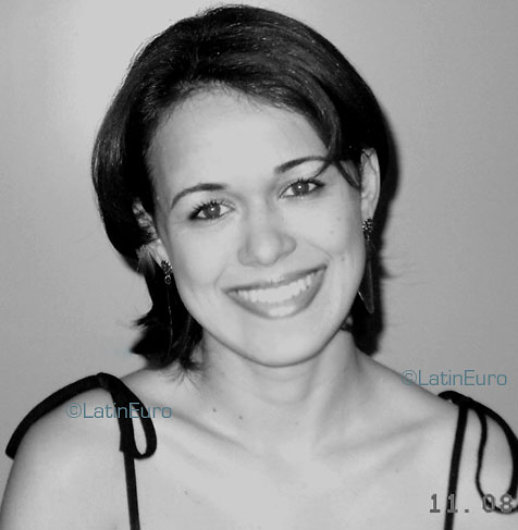 Date this happy Brazil girl Andreia from COLATINA B3626